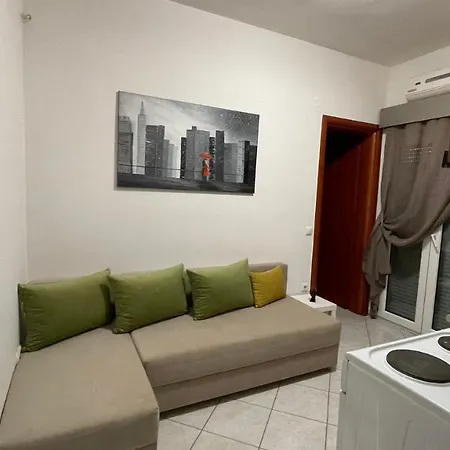 Aparthotel Premium *