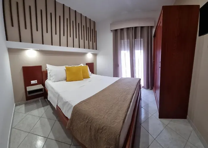 Premium Aparthotel Ofrinion