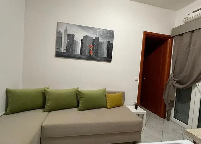 Aparthotel Premium Ofrínion